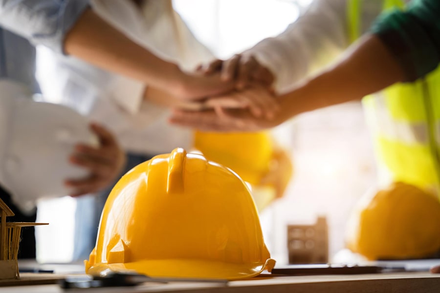 Estrategia Andaluza de Seguridad y Salud en el Trabajo 24-28